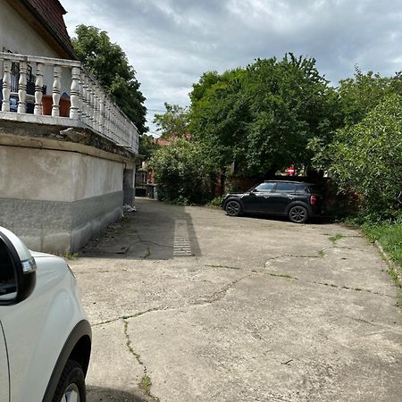 Mosaico Alfetta Hostel Тимишоара Экстерьер фото