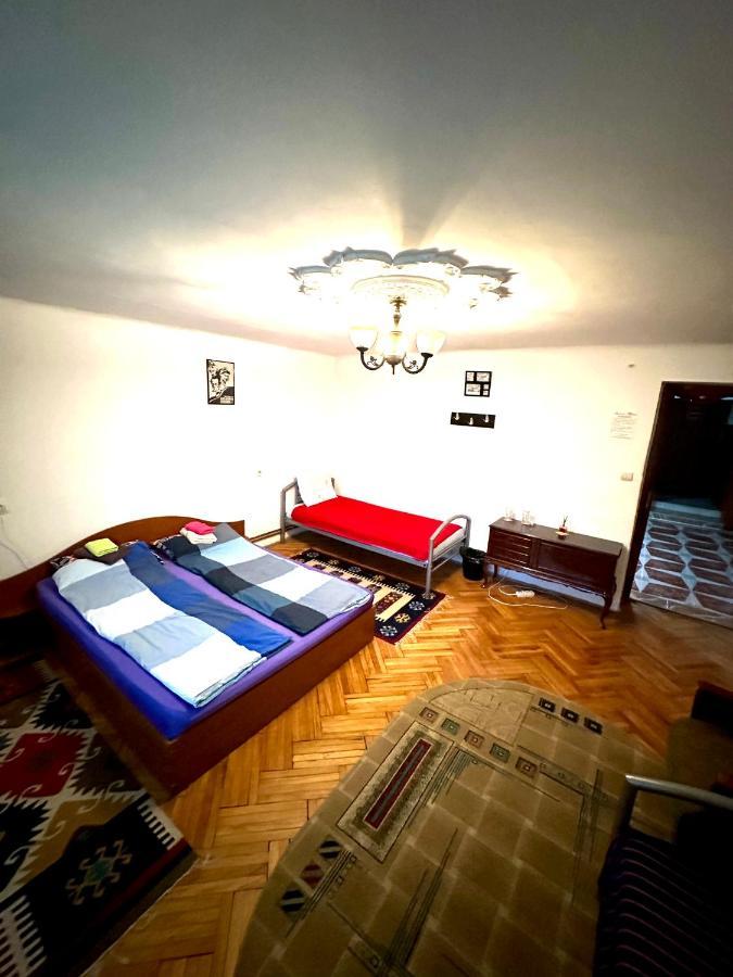 Mosaico Alfetta Hostel Тимишоара Экстерьер фото